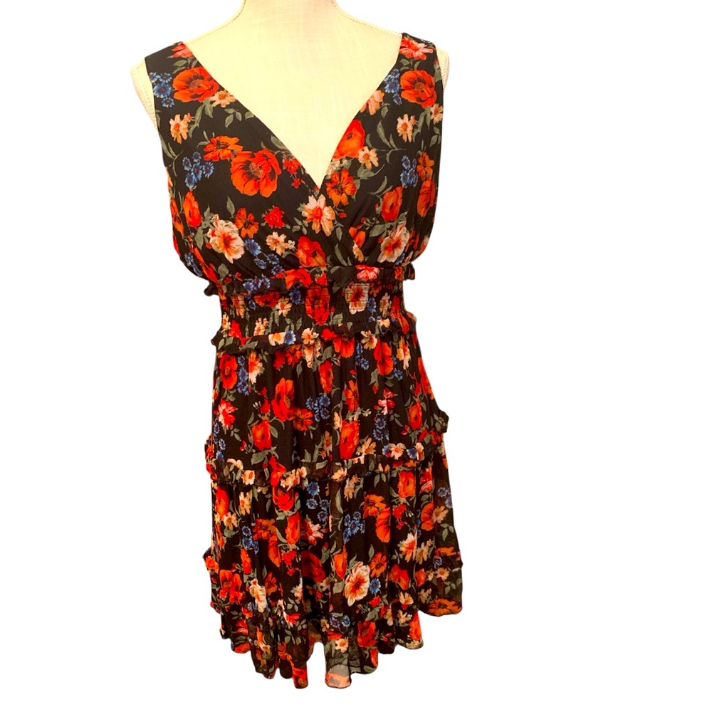 🌹CITY VIBE🌹NWT!FLORAL RUFFLE DRESS.BEAUTIFUL AND SASSY!!!
